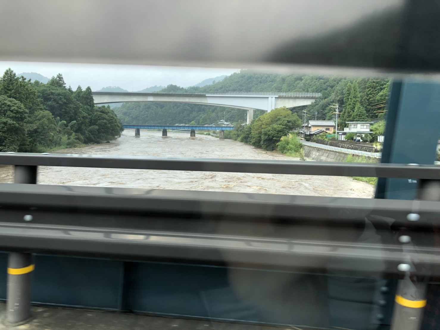 2019081601